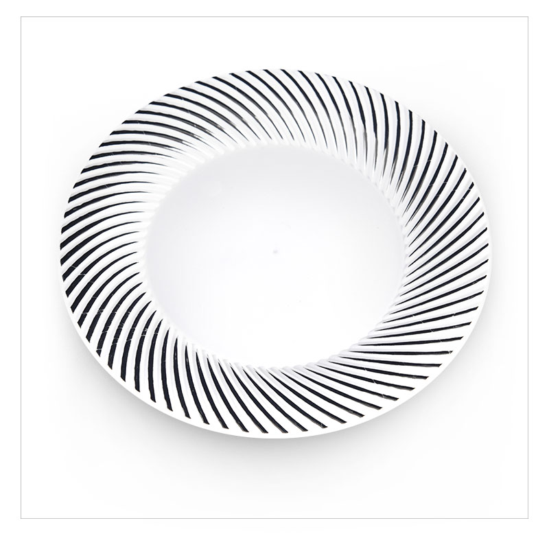 quality disposable plates for weddings